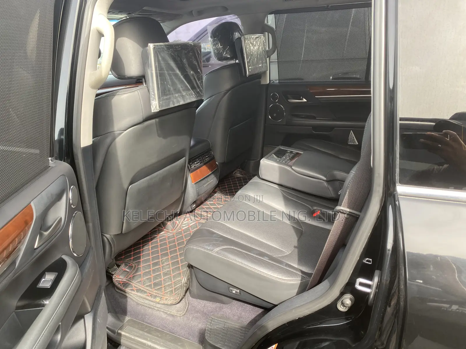 Lexus LX 570 AWD 2017 Black