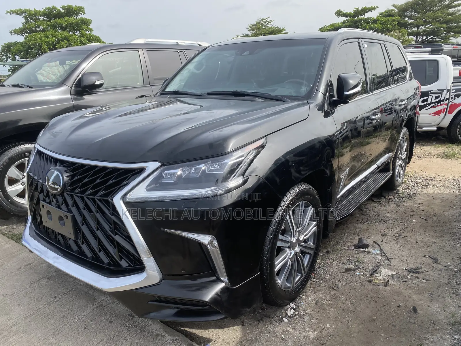 Lexus LX 570 AWD 2017 Black