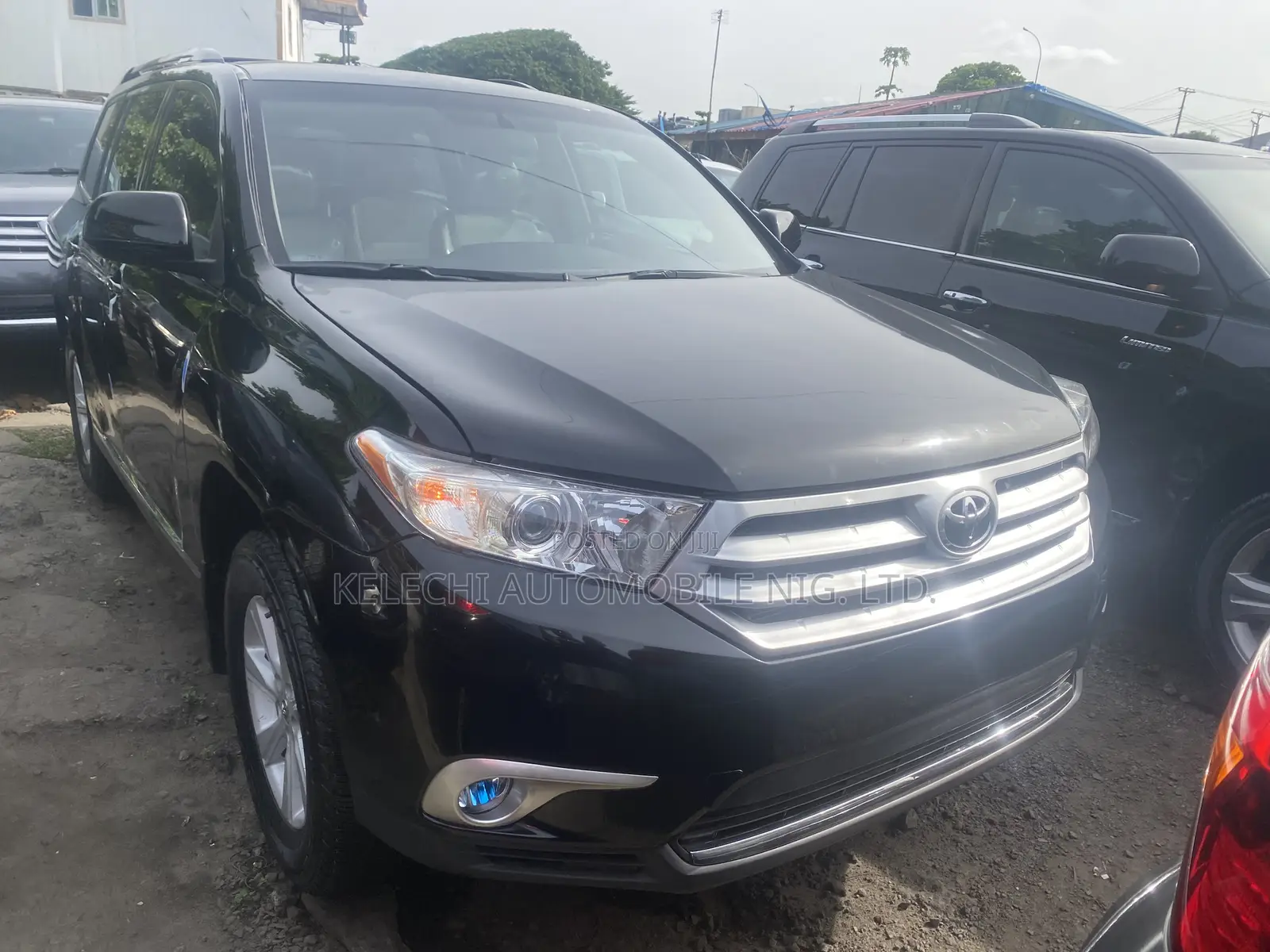 Toyota Highlander 2.7L 2WD 2013 Black
