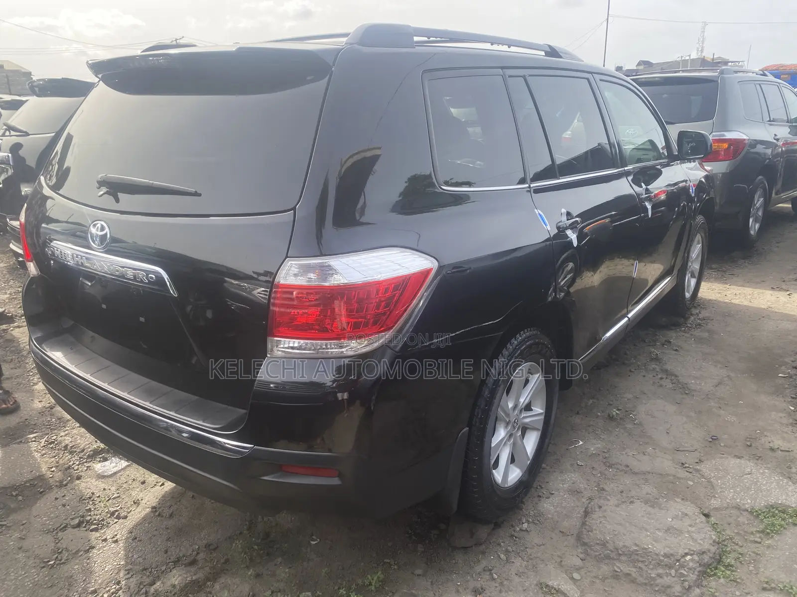 Toyota Highlander 2.7L 2WD 2013 Black