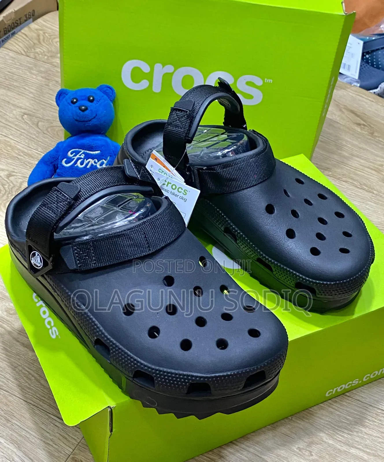 Premium Luxury Crock's