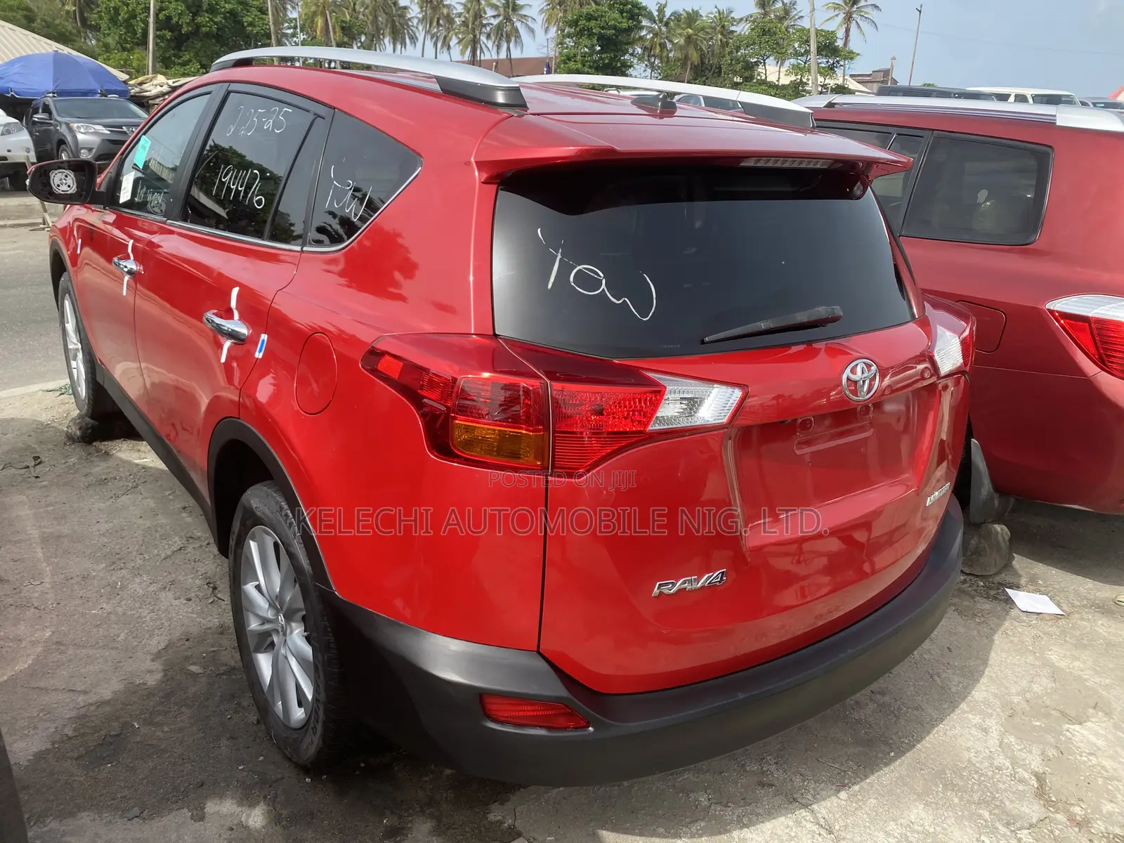 Toyota RAV4 Limited 4dr SUV (2.5L 4cyl 6A) 2015 Red