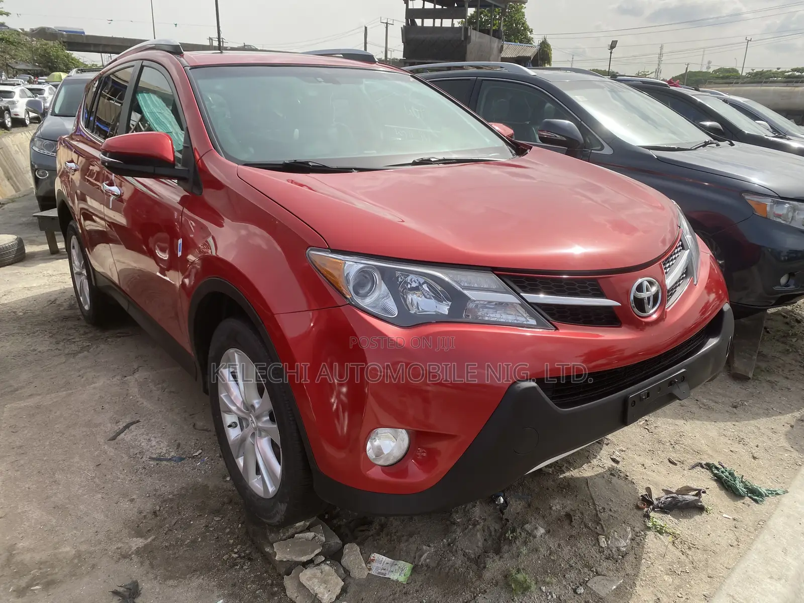 Toyota RAV4 Limited 4dr SUV (2.5L 4cyl 6A) 2015 Red