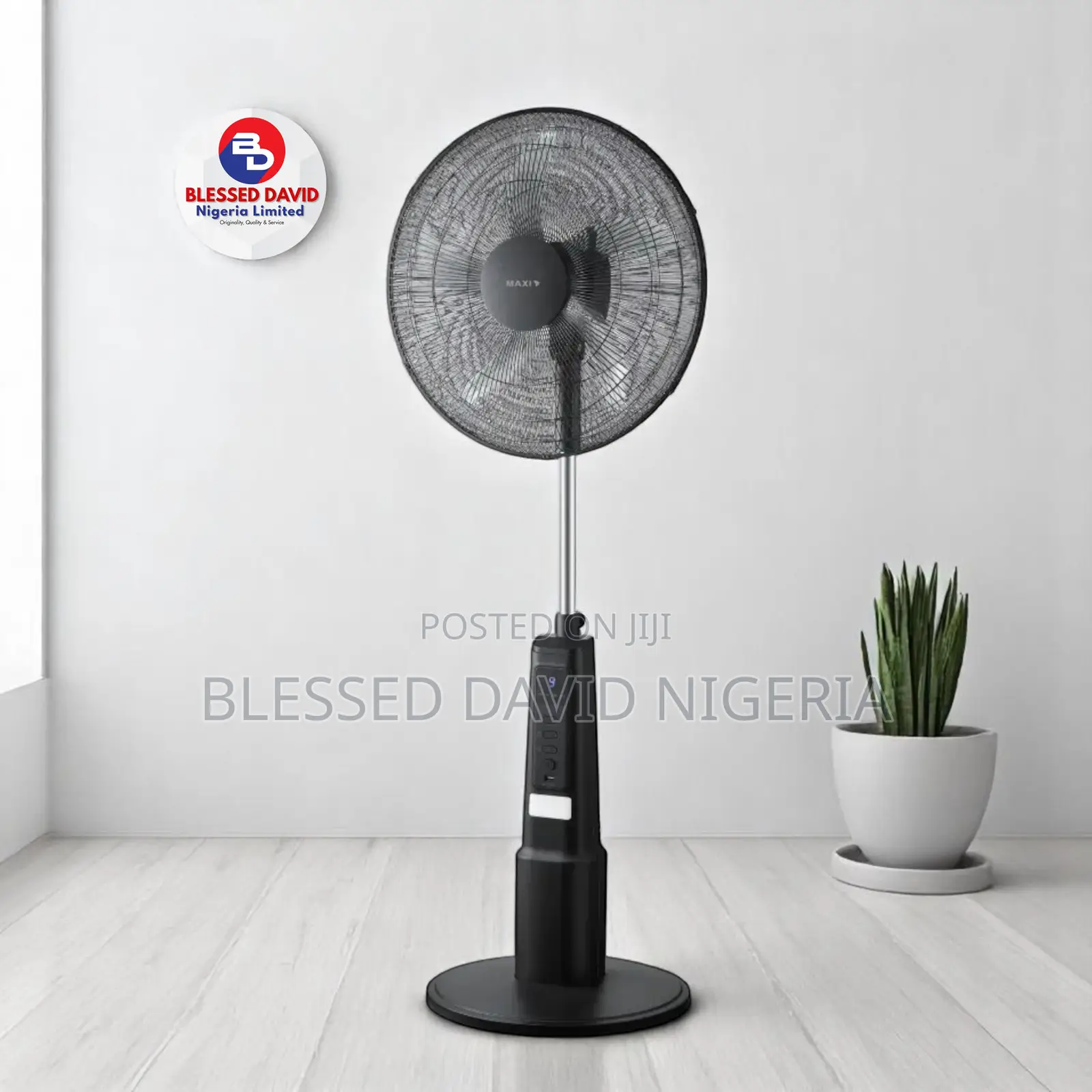 Maxi Standing Rechargeable Fan 18 Inch Black (45-25mrd)