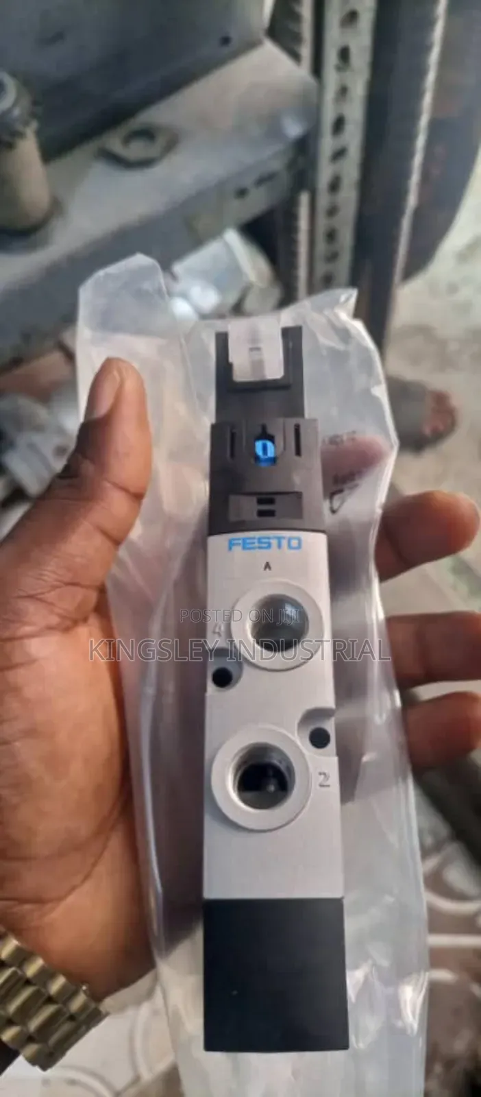 Festo Solenoid Valve Vuvs-L25-M52-Md-G14-F8-1c1