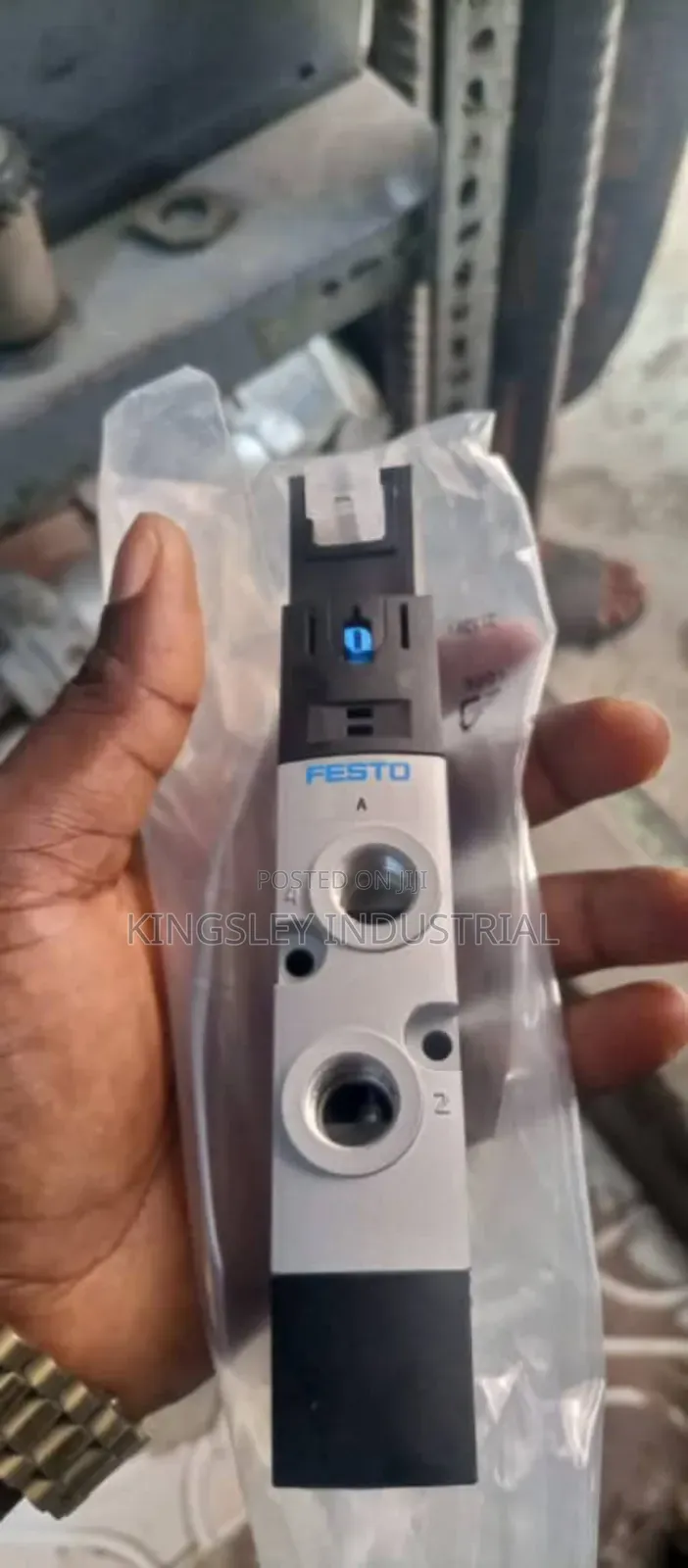 Festo Solenoid Valve Vuvs-L25-M52-Md-G14-F8-1c1