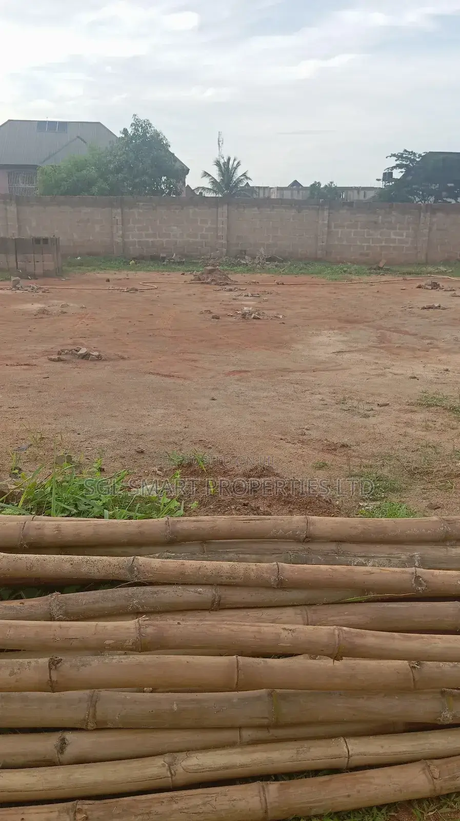 Land for Sale at Isuaniocha