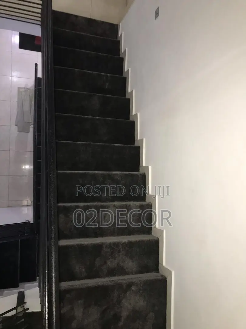 Plain Vip Rugs For Staircase