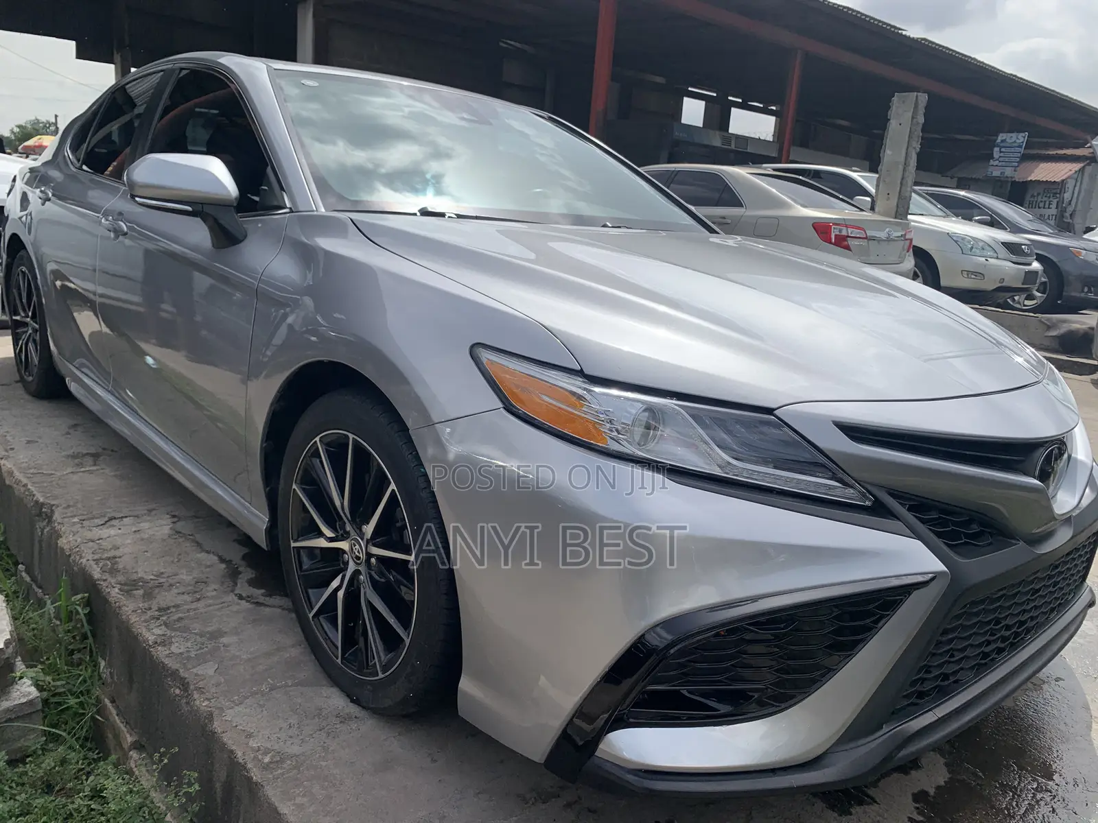 Toyota Camry 2020 Silver