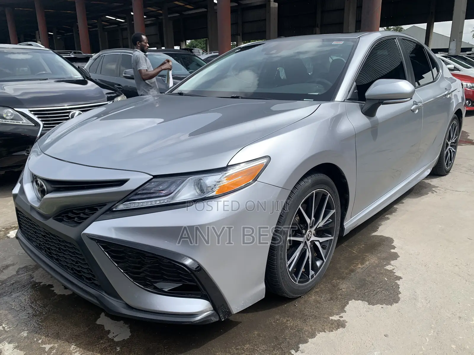 Toyota Camry 2020 Silver