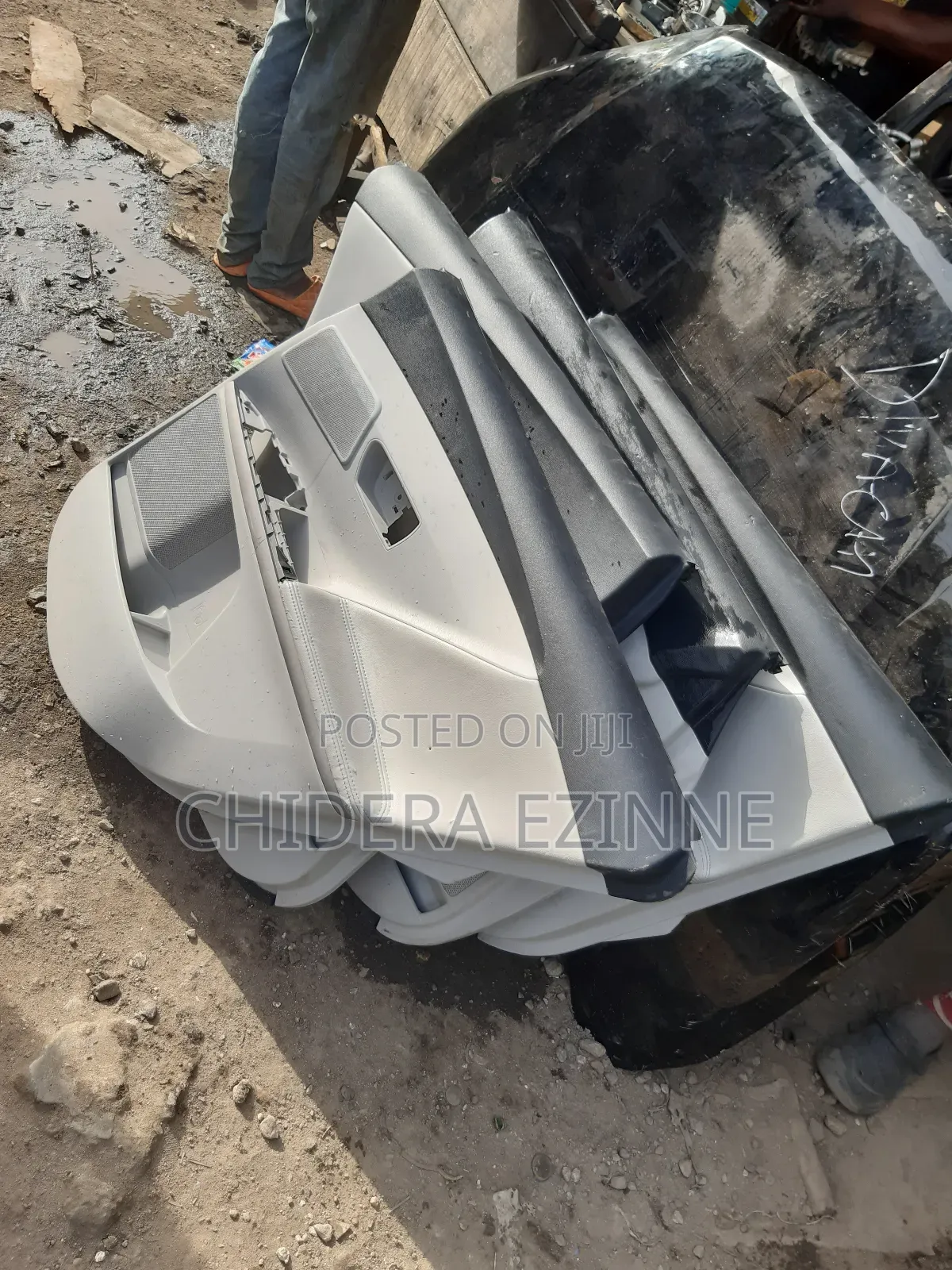 Toyota Venza 2010 Model Door Mart 4 Set