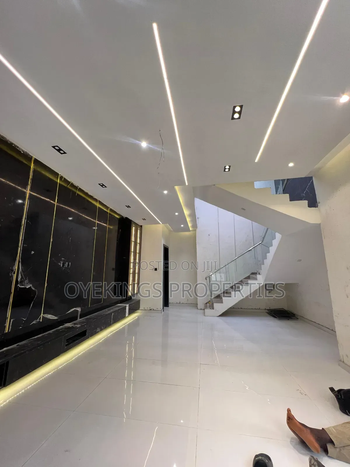 4bdrm Duplex in Aare, Oluyole for sale