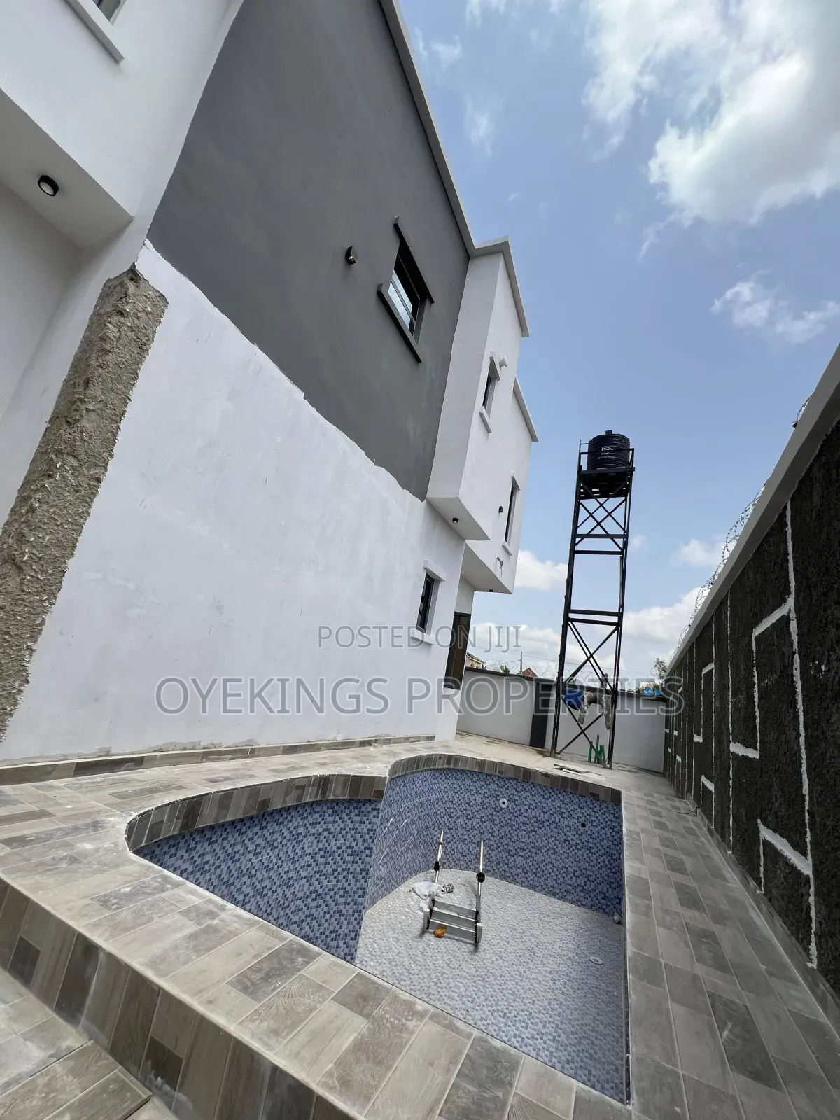 4bdrm Duplex in Aare, Oluyole for sale