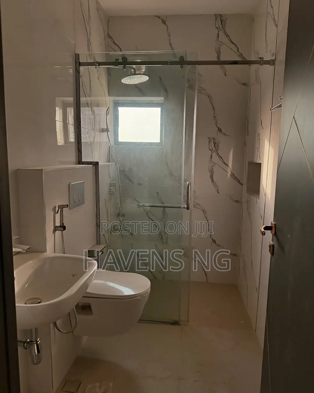 4bdrm Duplex in Guzape District for sale