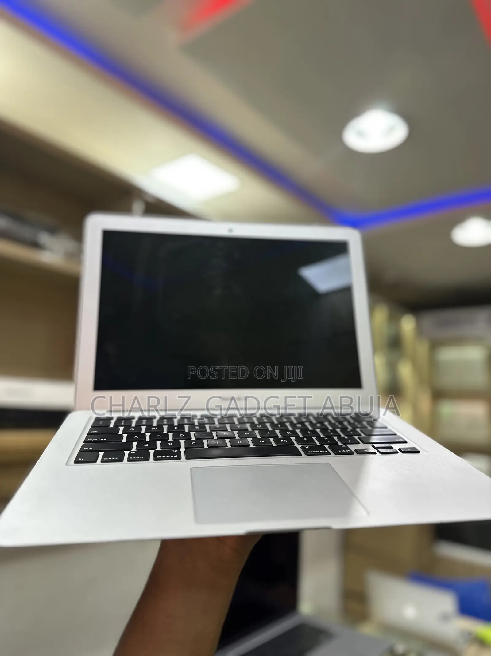 Laptop Apple MacBook Air 2015 8GB Intel Core i7 SSD 256GB