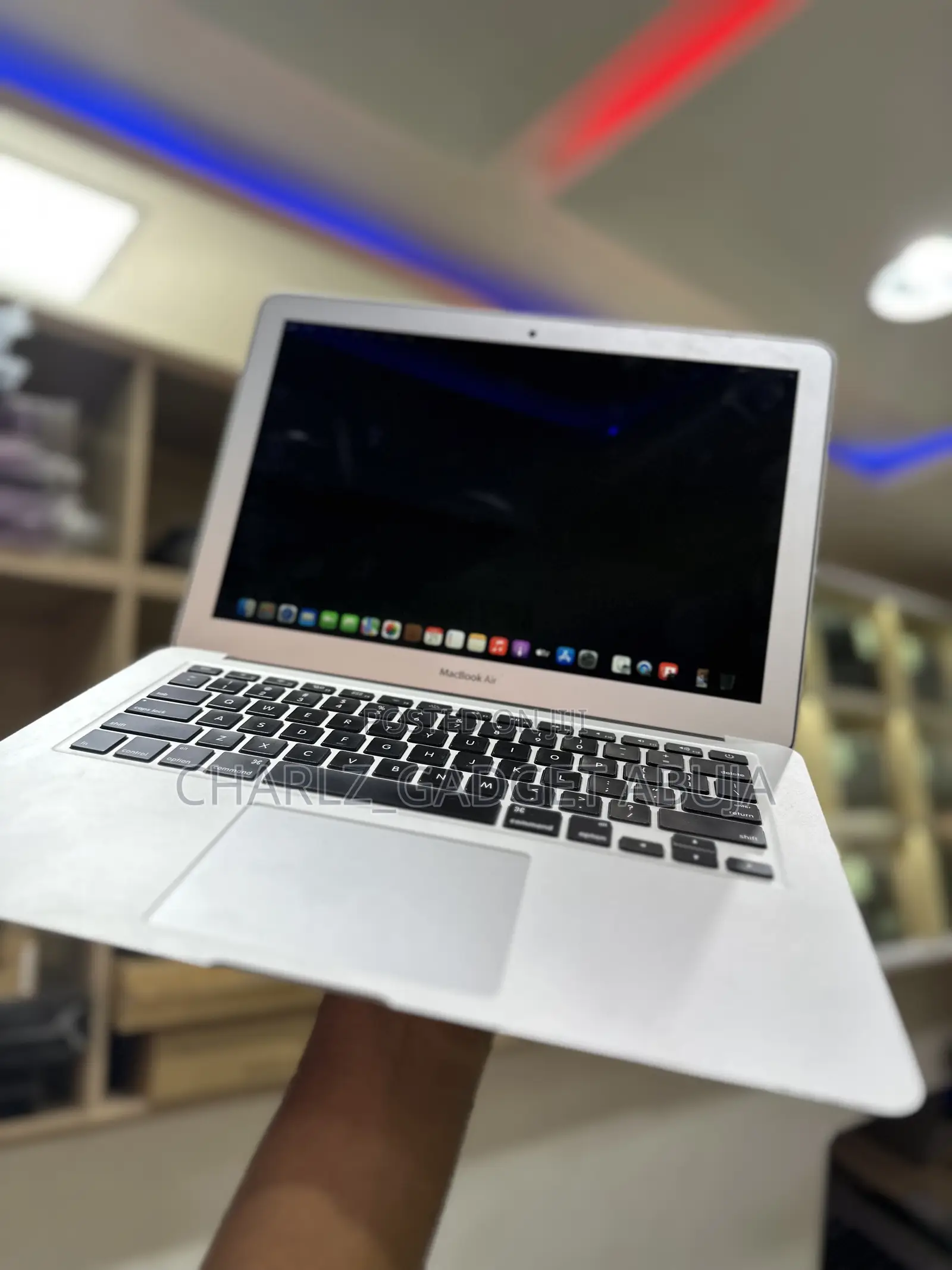 Laptop Apple MacBook Air 2015 8GB Intel Core I5 SSD 128GB