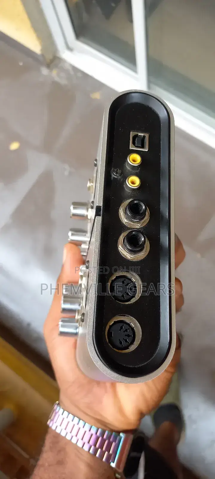 Alesis Io2 Uk Used Sound Card.