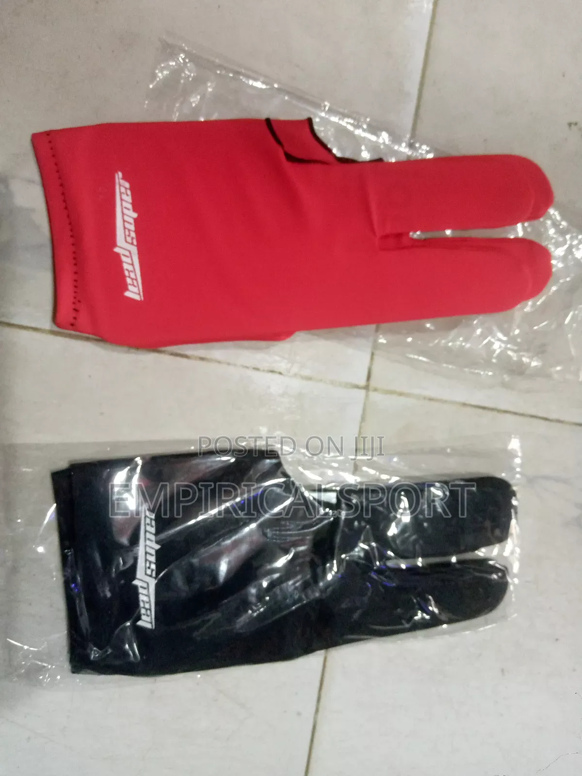 Snooker Gloves