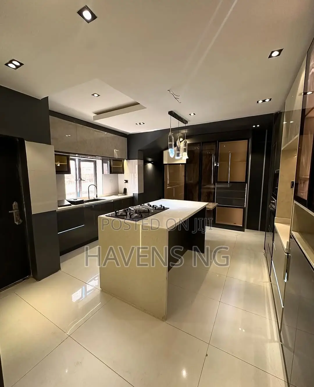 4bdrm Duplex in Life Camp for sale