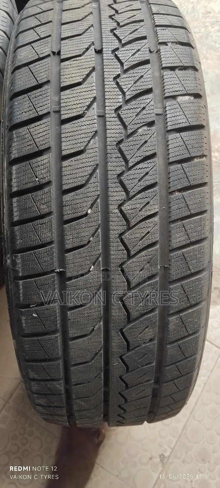 235/55r20 Tokunbo