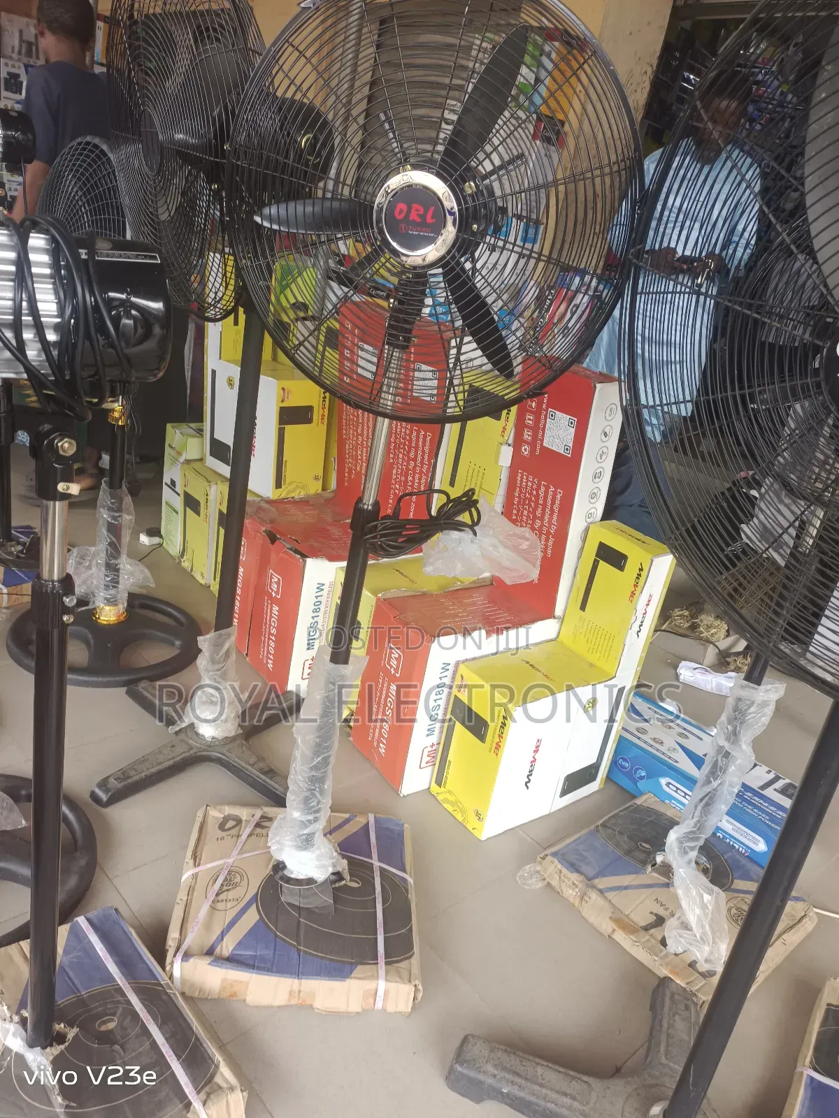 Very New Orl 18 Inches Deluxe Industrial Standing Fan