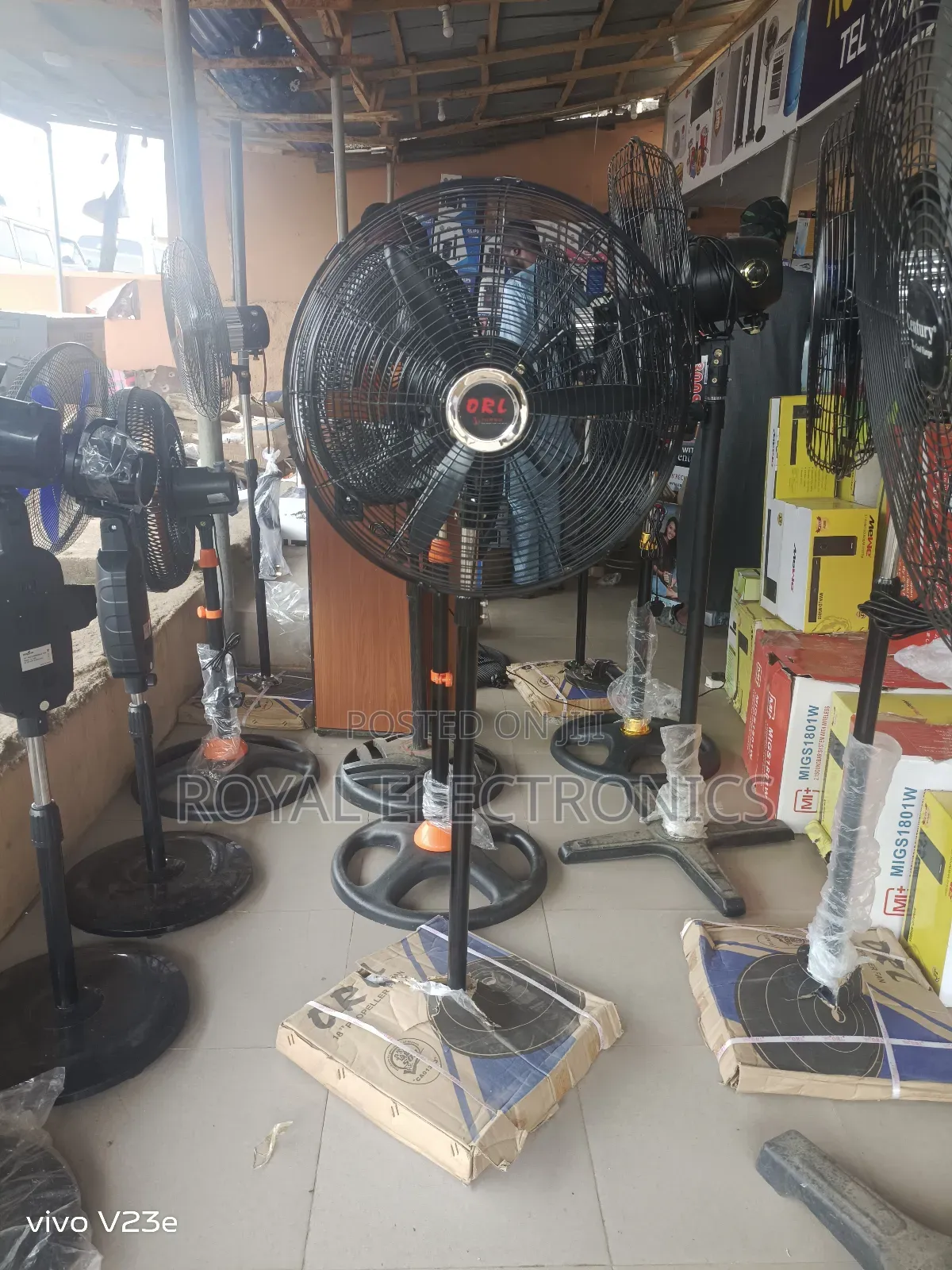Latest Orl 18 Inches Deluxe Industrial Standing Fan