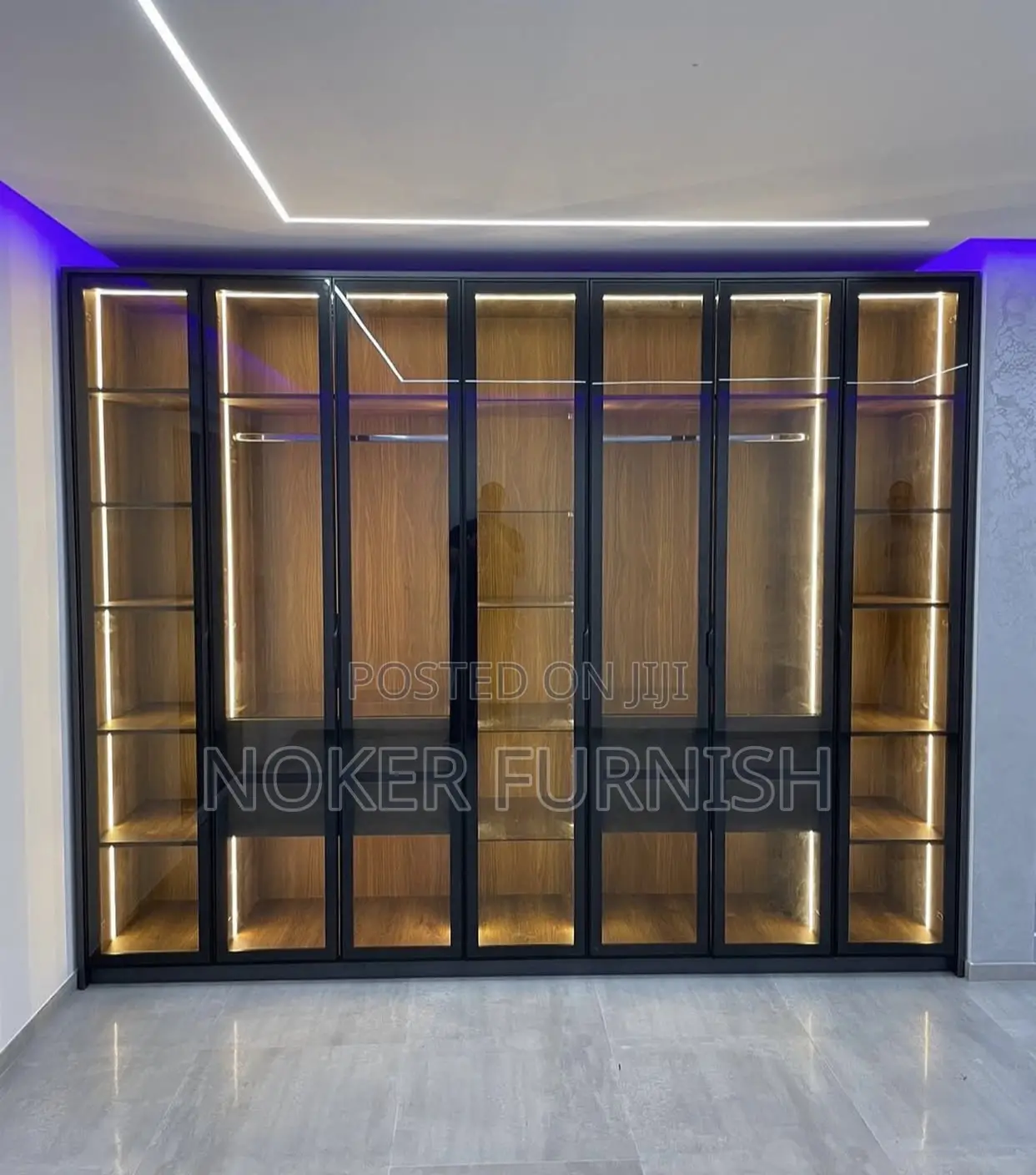 Walk Closet Worldrobe With Led Lights