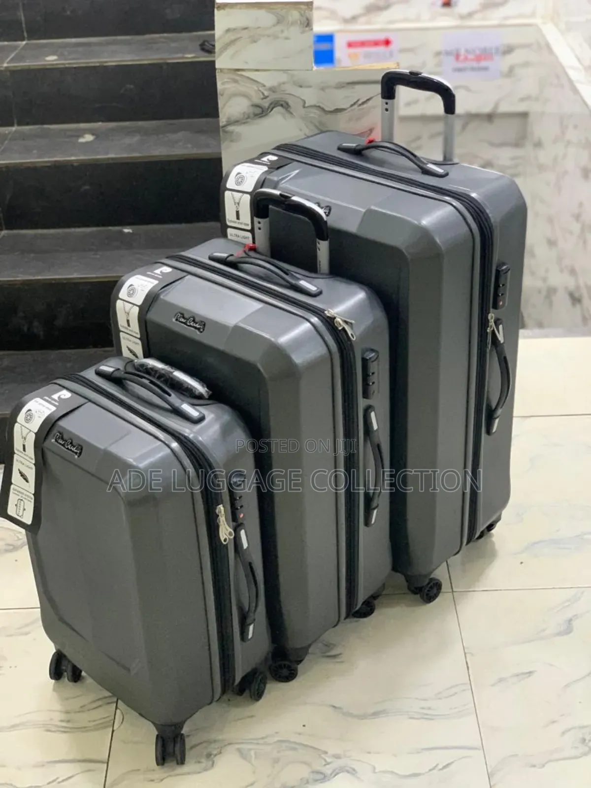 Light Weight Luxury Luggage
