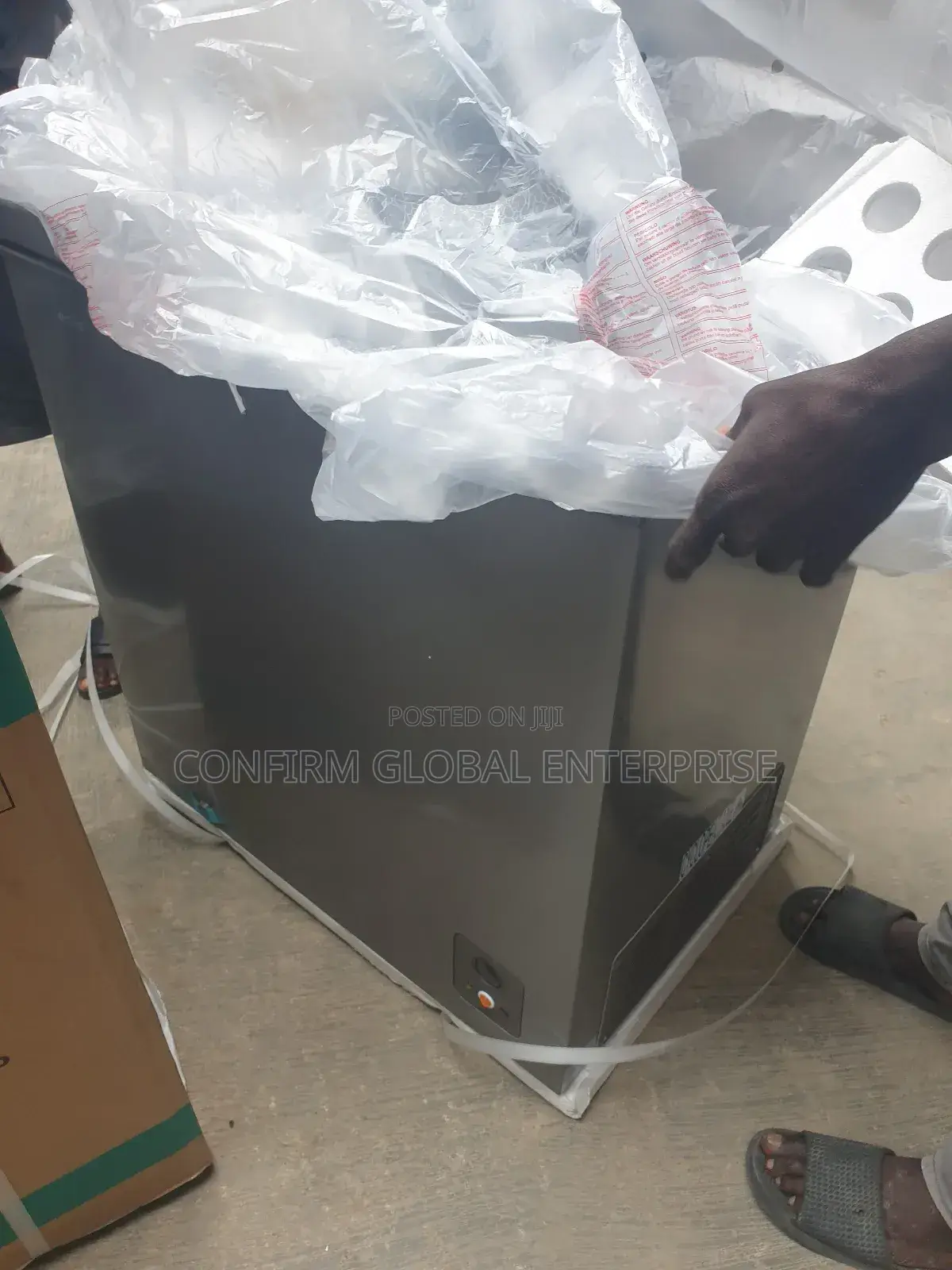 Original Hisense 198l Chest Freezer