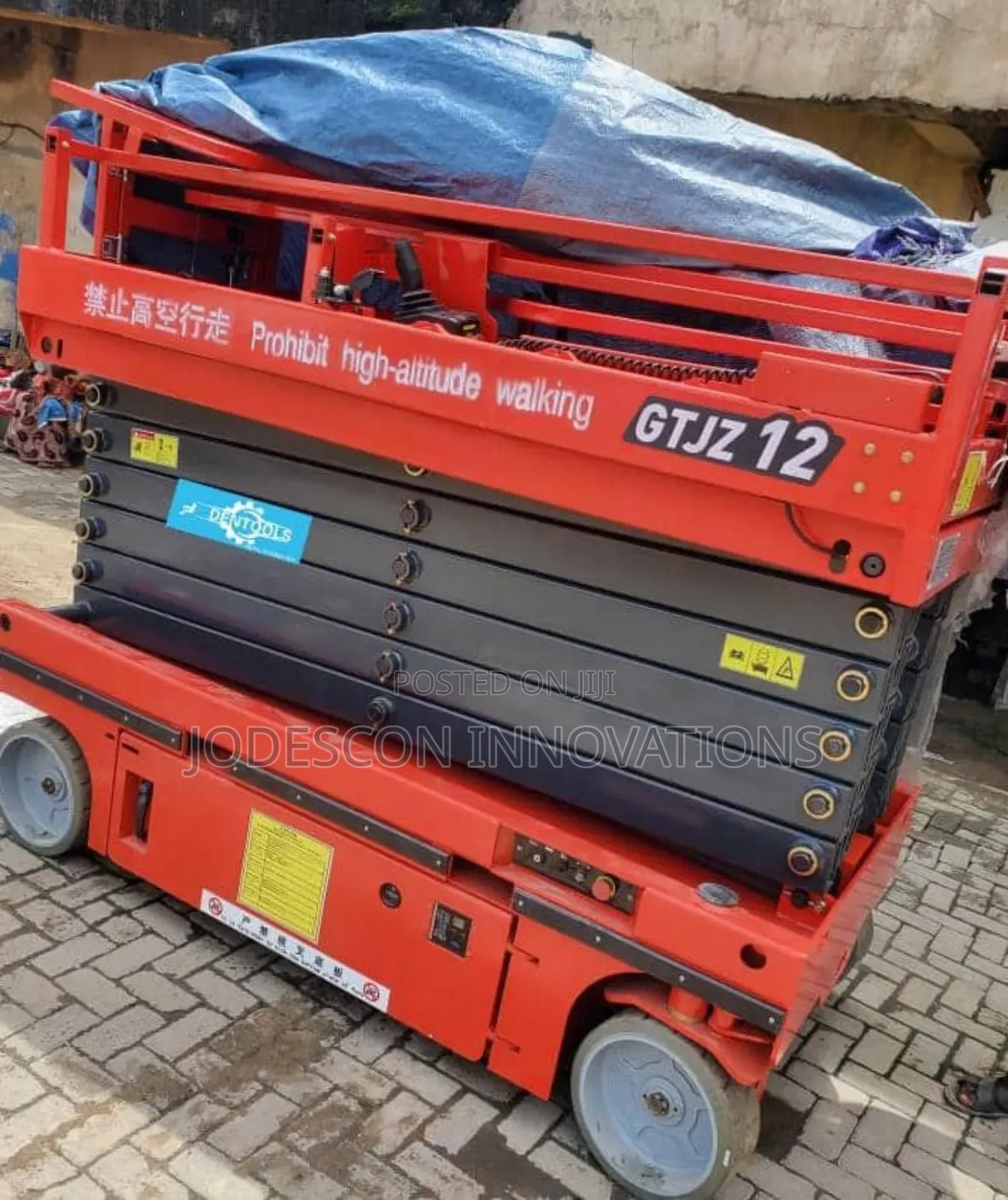 Self Propelled 14m Scissors Lift