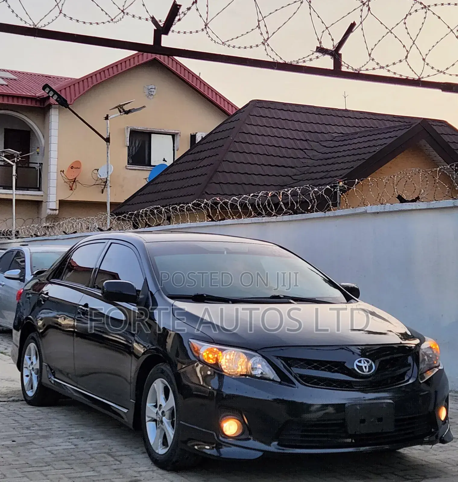 Toyota Corolla S Special Edition 4dr Sedan (1.8L 4cyl 4A) 2013 Black