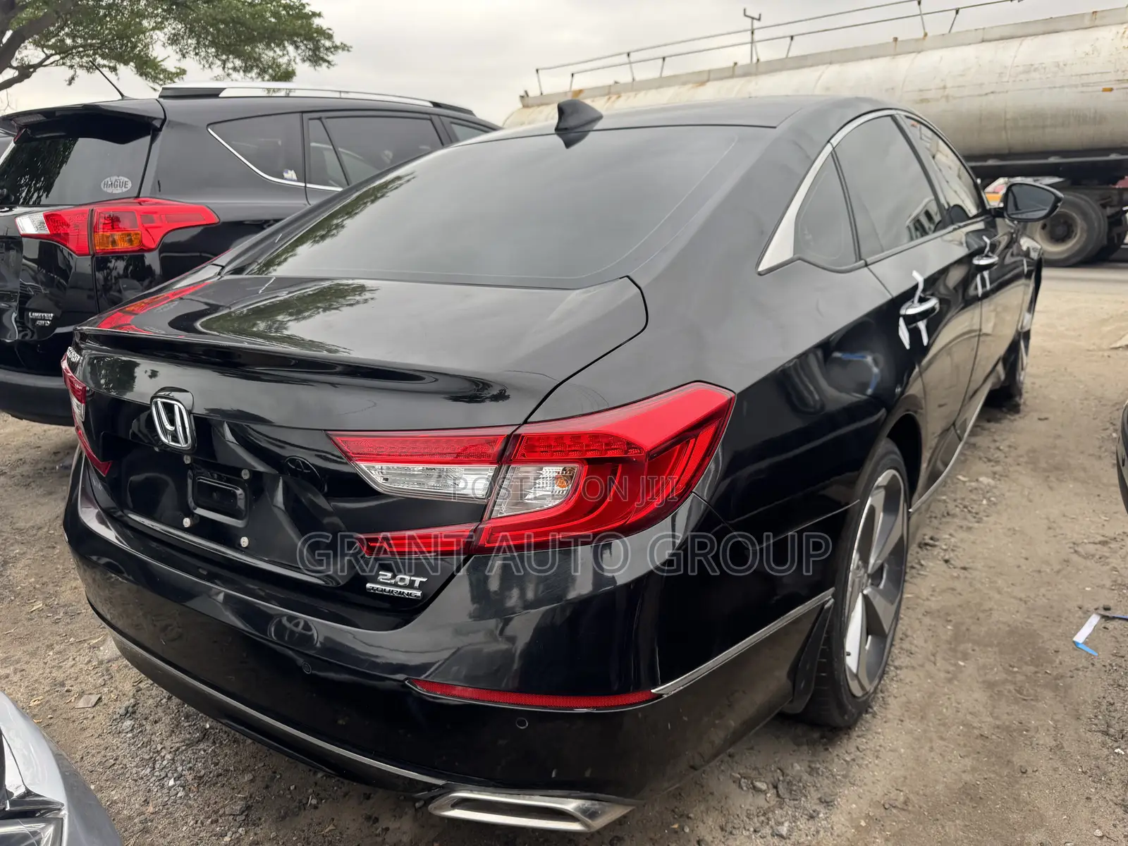Honda Accord Touring 2.0T 2018 Black