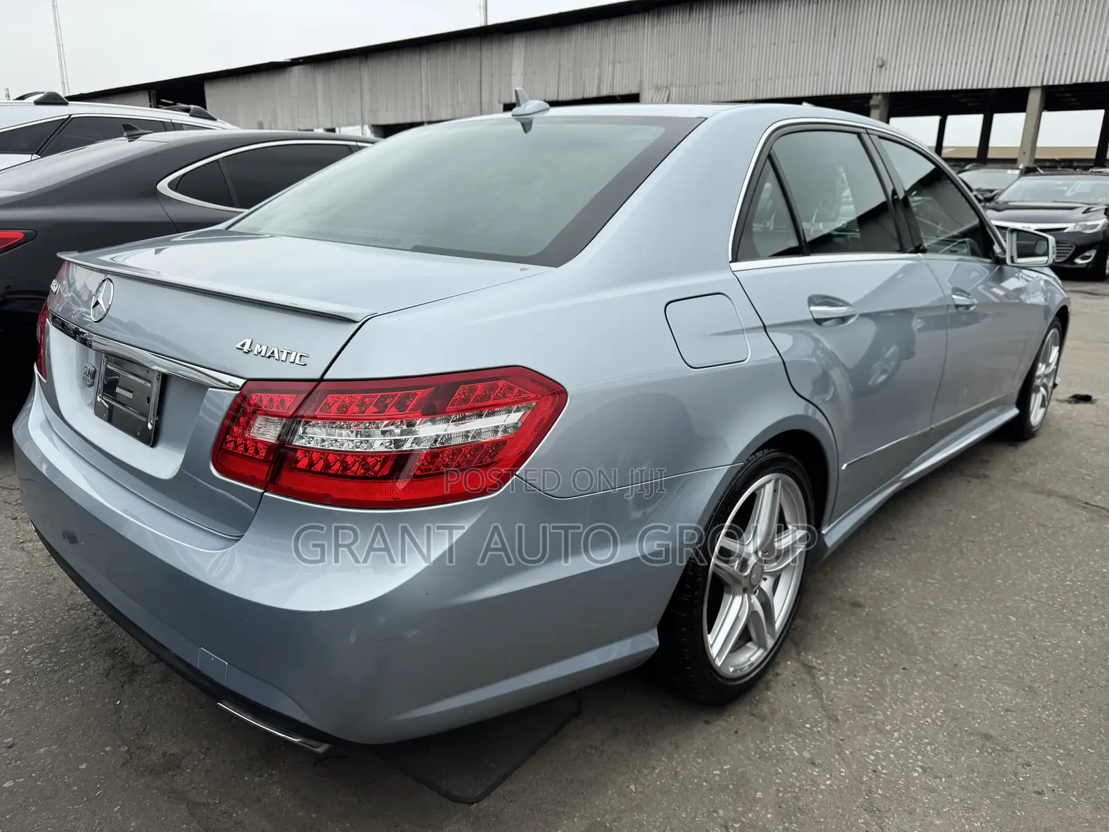 Mercedes-Benz E350 Base 4Matic Sedan AWD (3.5L 6cyl 7A) 2013 Blue