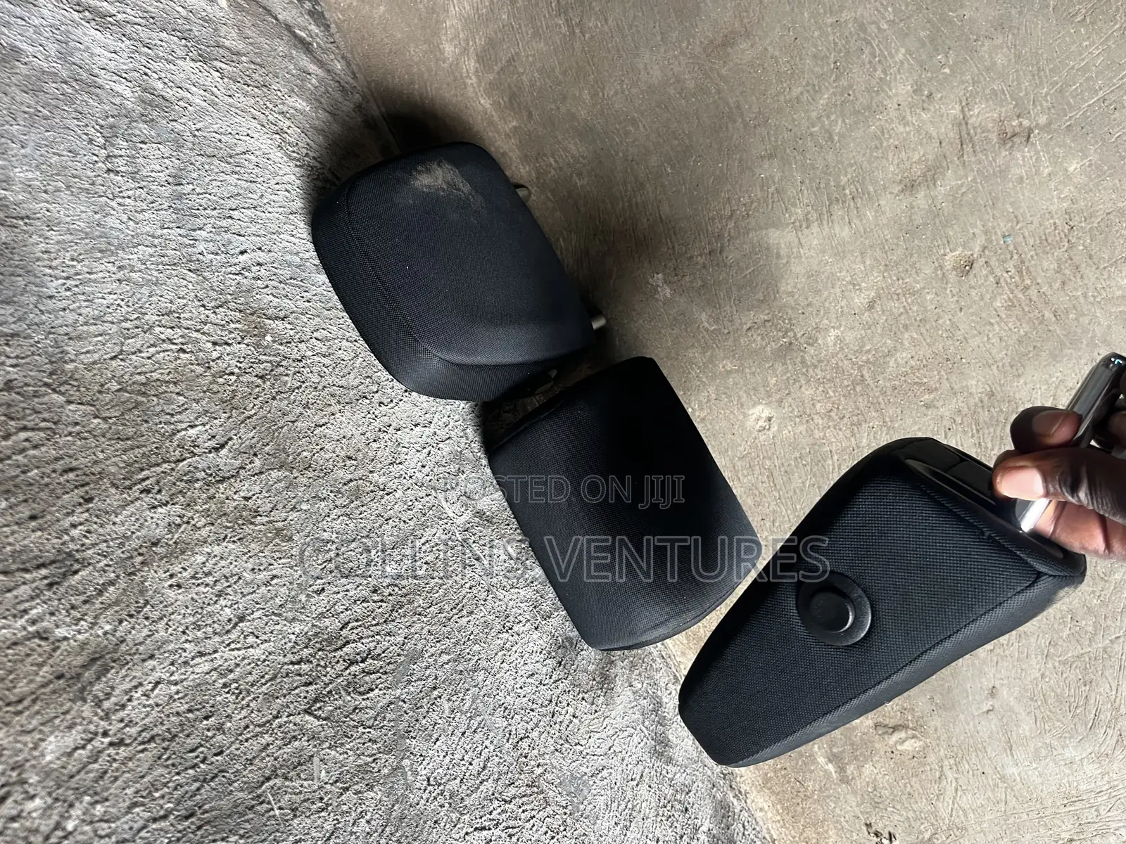 Complete Back Headrest Toyota Rav4 2016 Available
