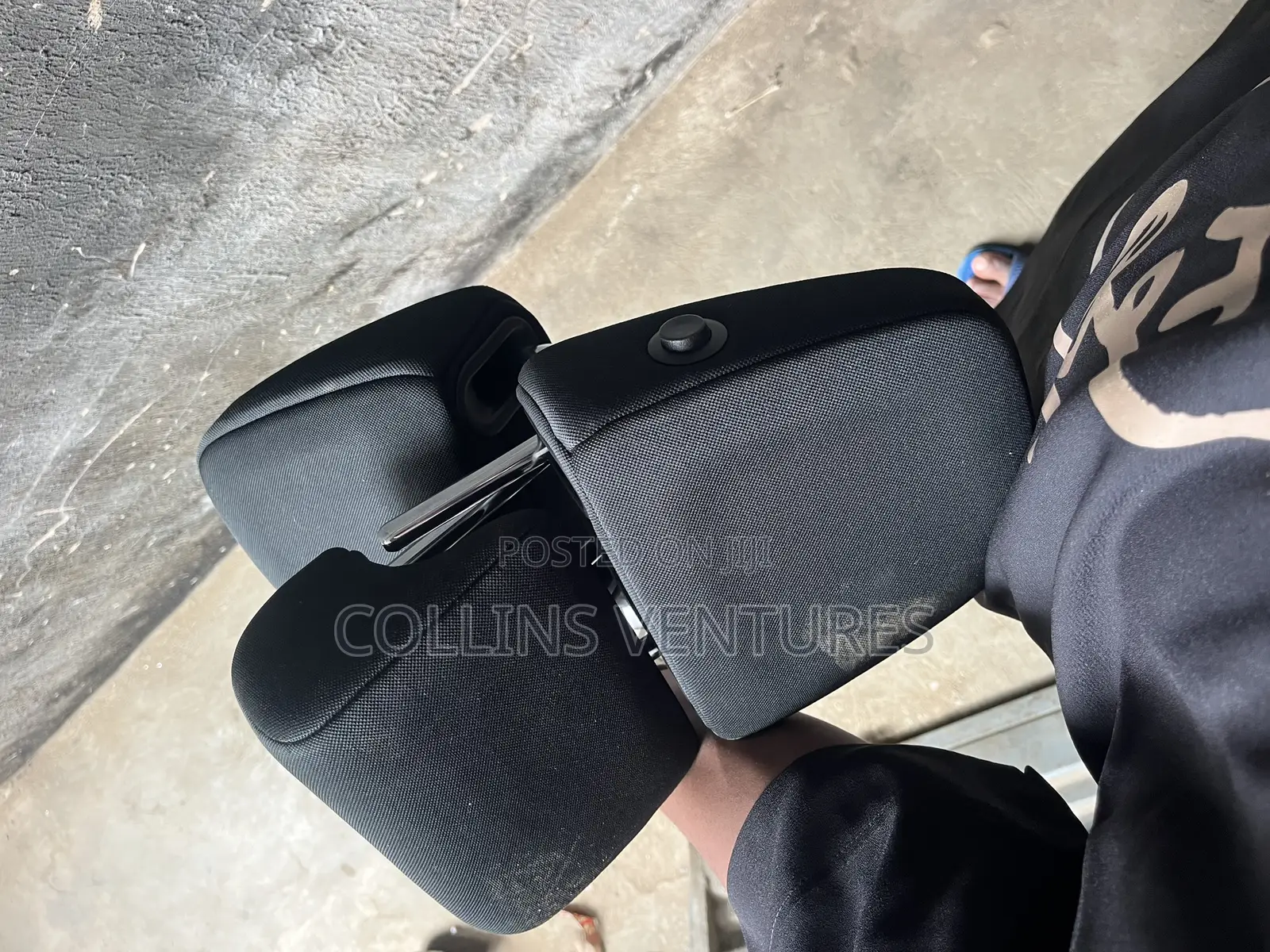 Complete Back Headrest Toyota Rav4 2016 Available