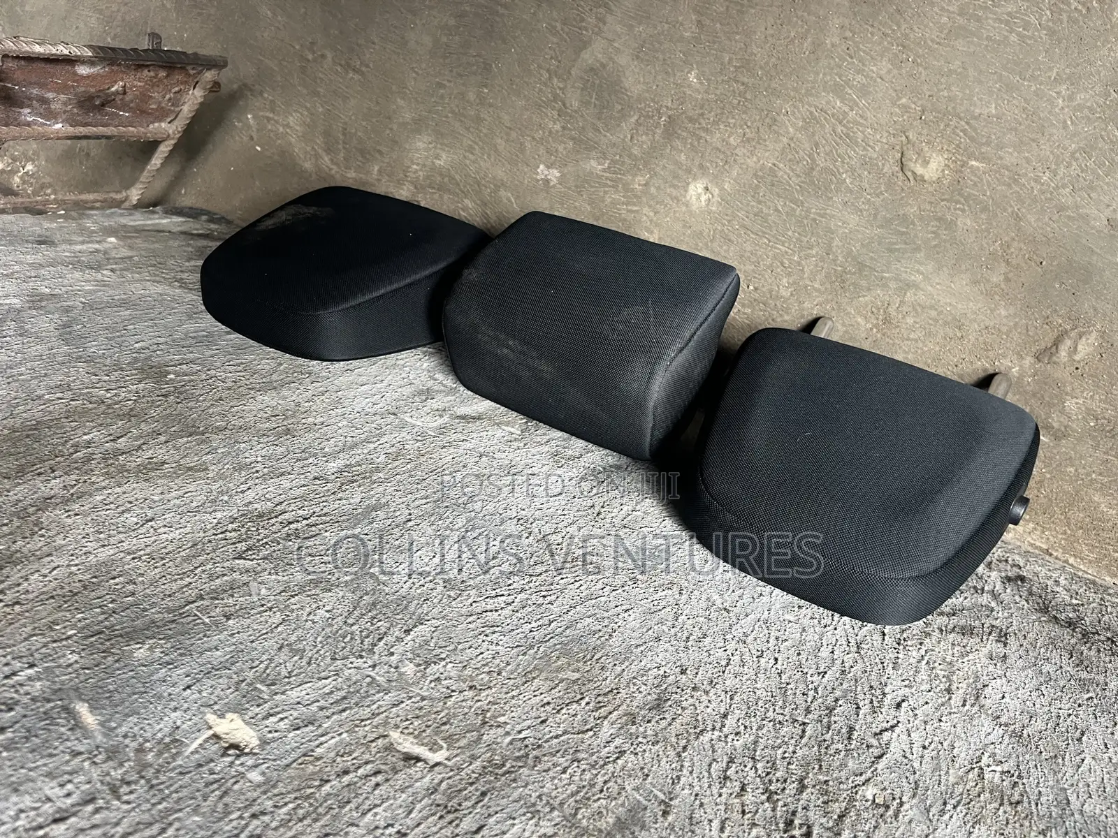 Complete Back Headrest Toyota Rav4 2016 Available