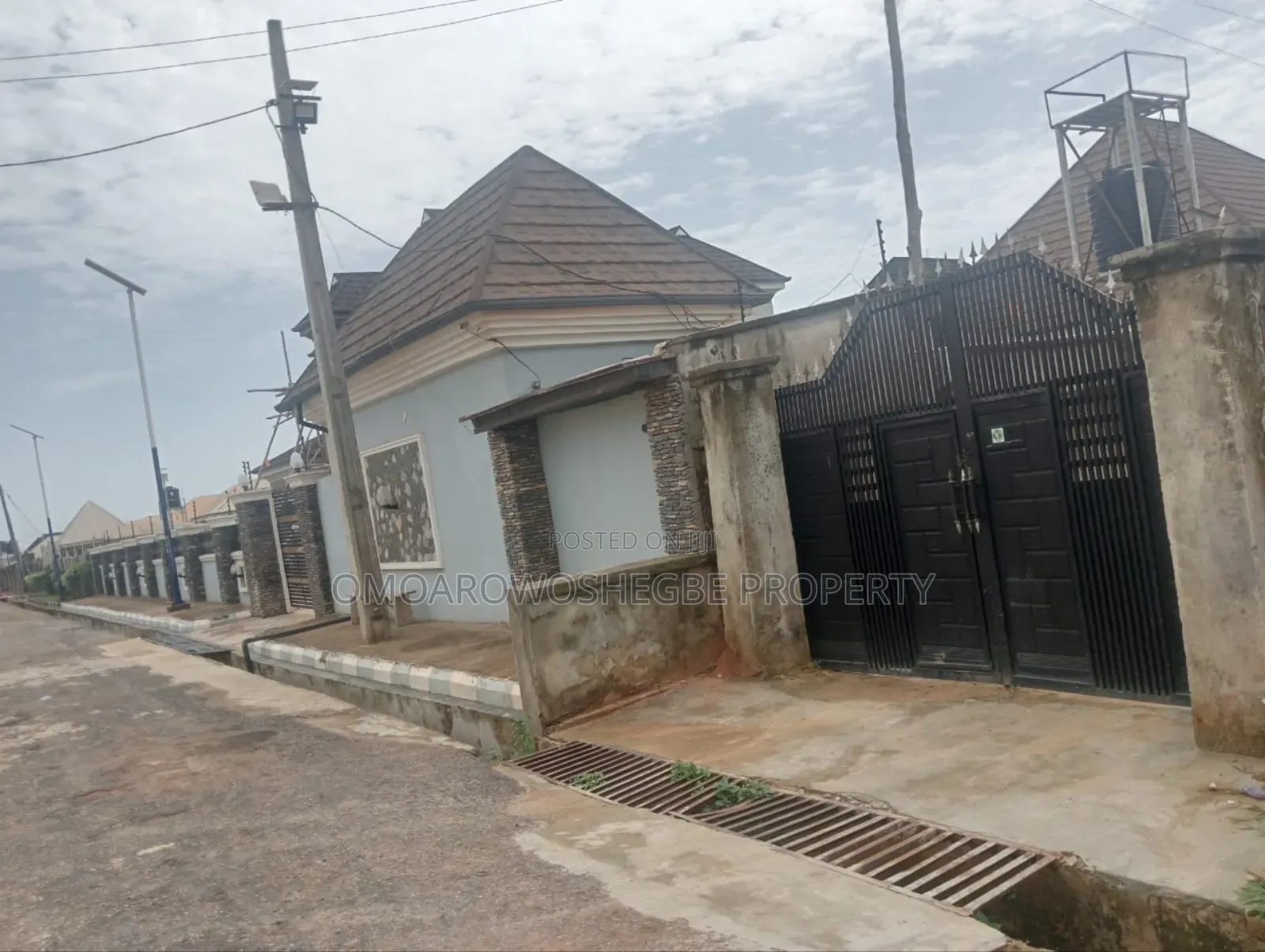 Furnished 2bdrm Block of Flats in Sunshine Estate, Akure for sale