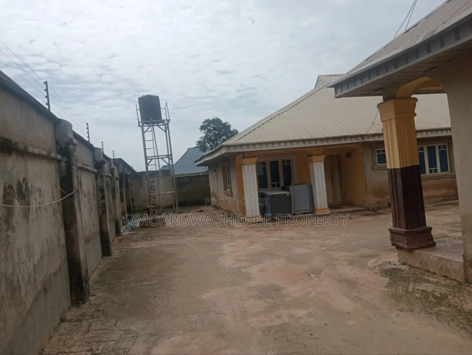 Furnished 2bdrm Block of Flats in Sunshine Estate, Akure for sale
