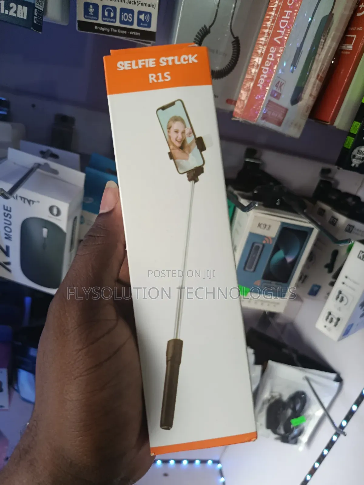 R1s Selfie Stick With Led Light and Bluetooth Shutter