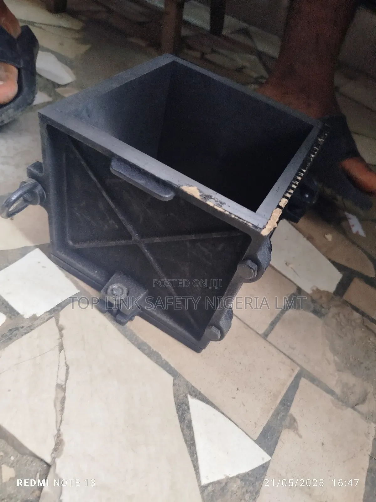 Cube Mould 150 by 150 Mm