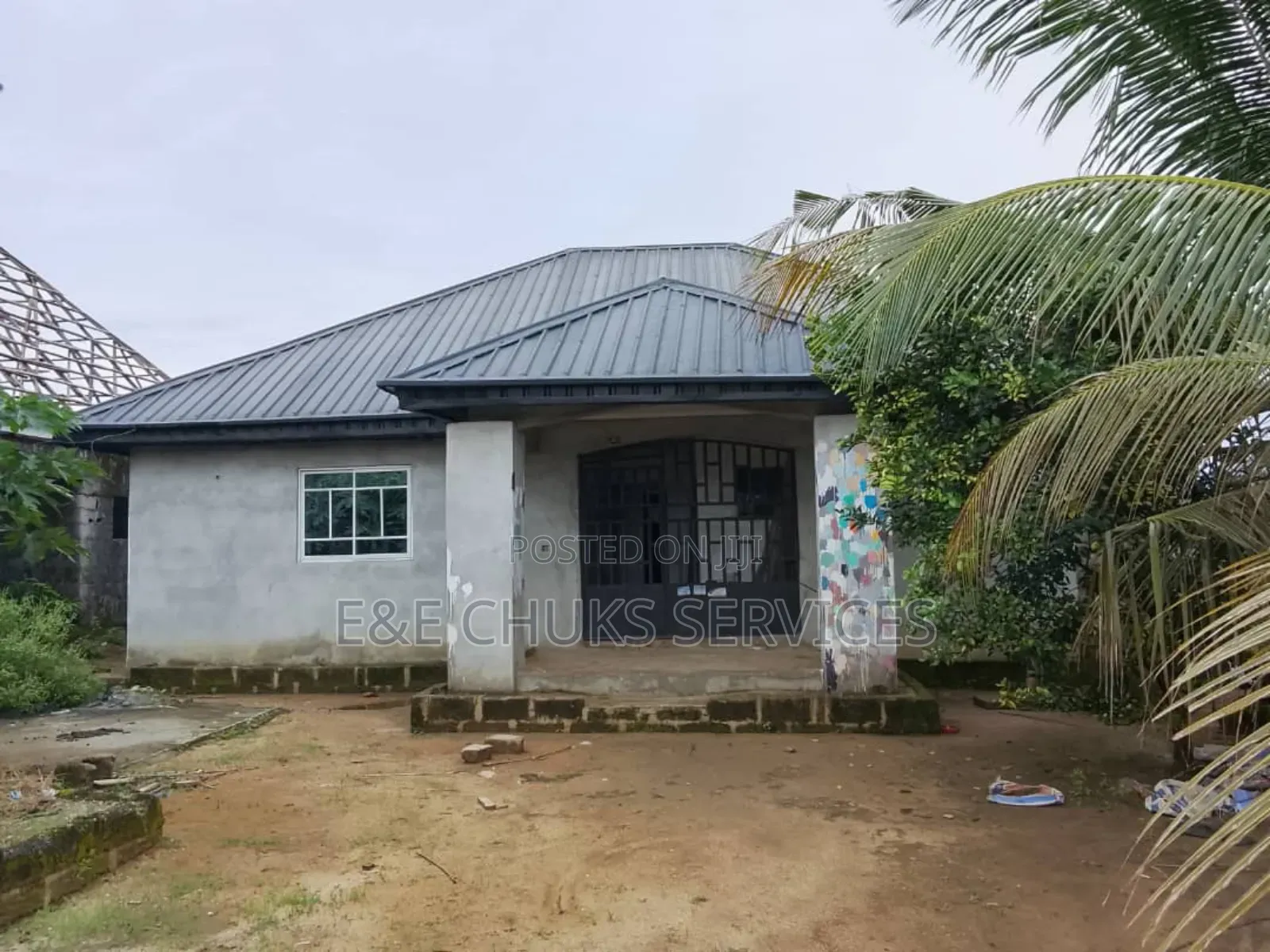 3bdrm Bungalow in Etche for sale