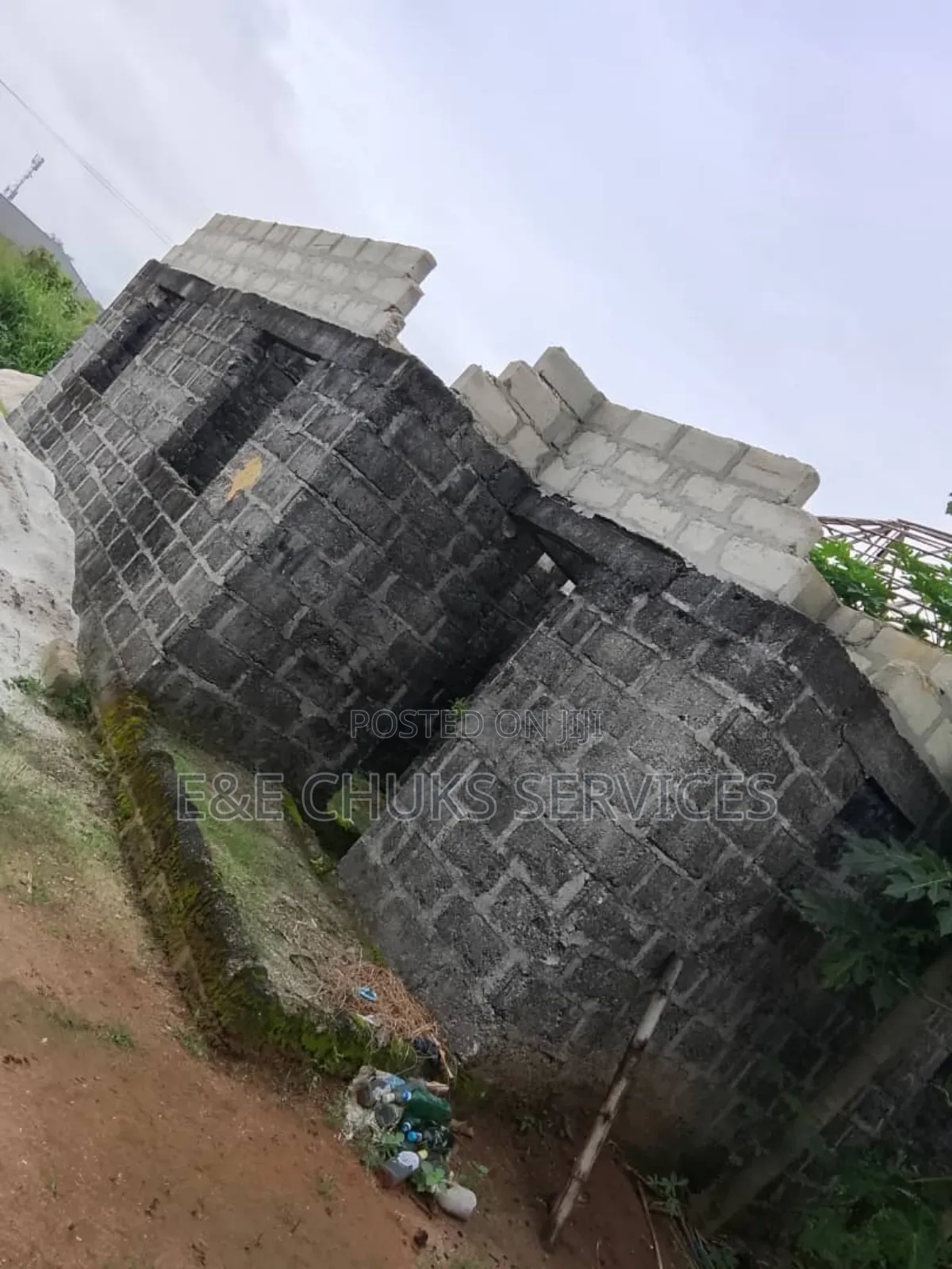 3bdrm Bungalow in Etche for sale