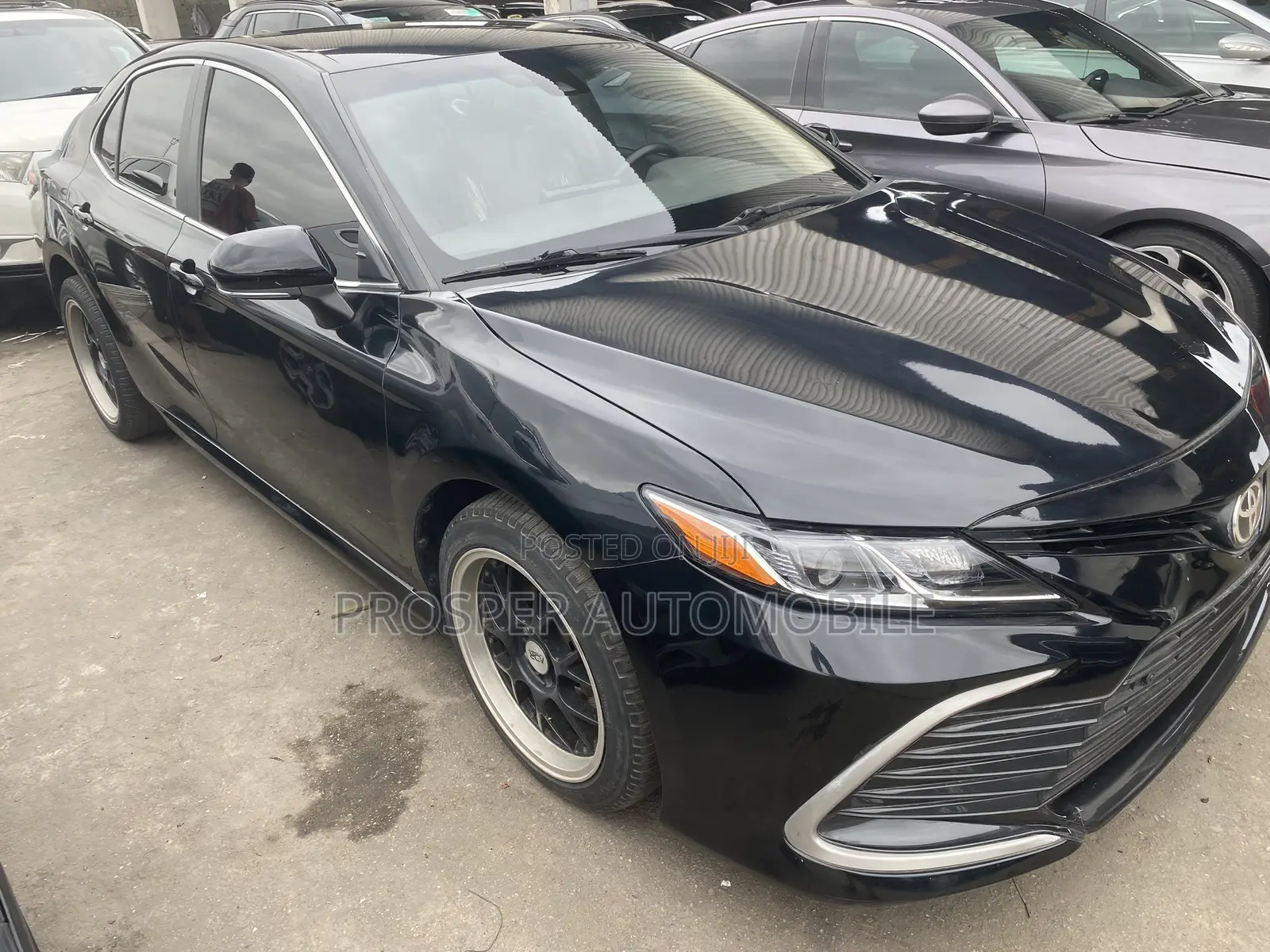 Toyota Camry XLE V6 (3.5L V6 8A) 2019 Black