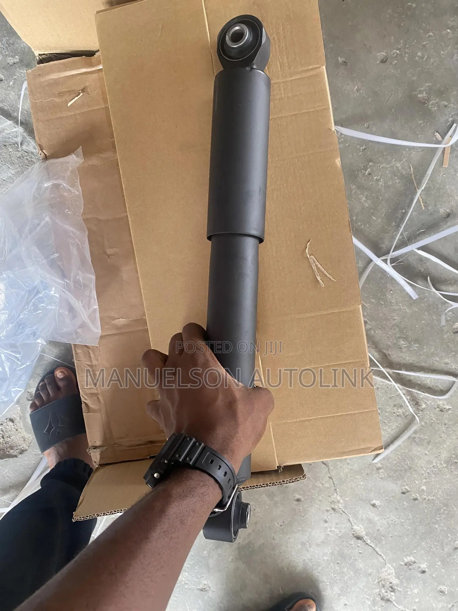 Rear / Back Shock Absorber for Highlander 015,016,017, Rx350
