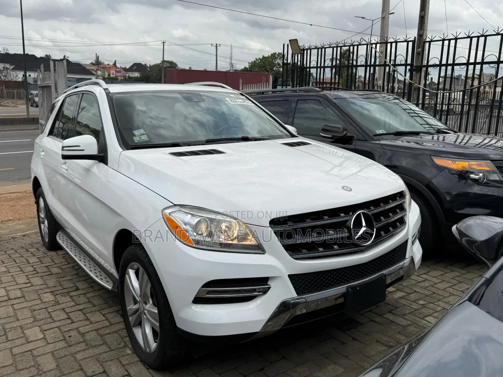 Mercedes-Benz M Class ML350 4MATIC 4dr SUV AWD (3.5L 6cyl 7A) 2015