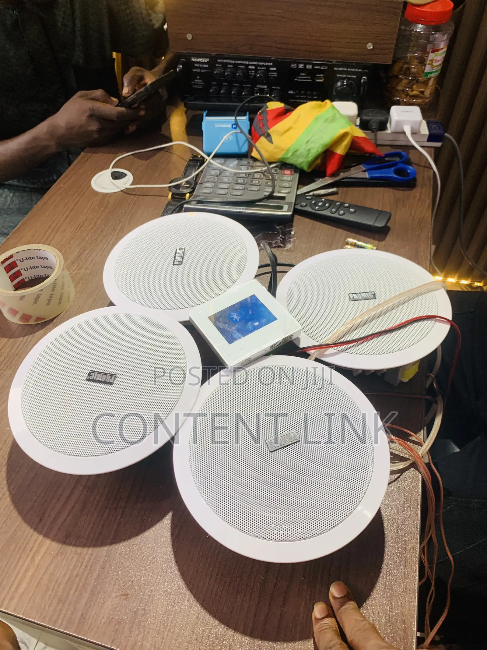 4inches  Inwall Amplifier/4in15owatts Ceiling/Pop Speakers