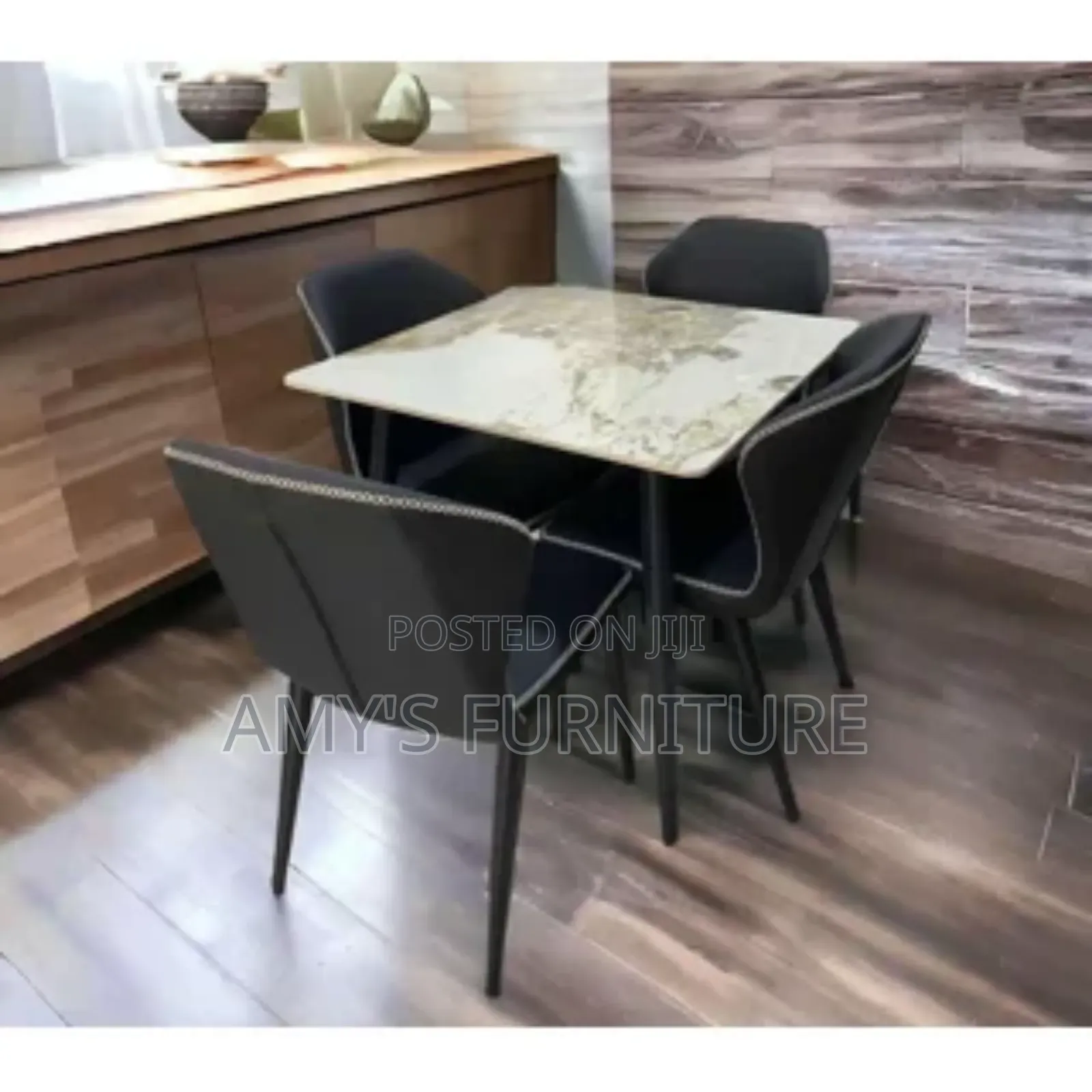 Islamic Dinning Table With 4 Seats