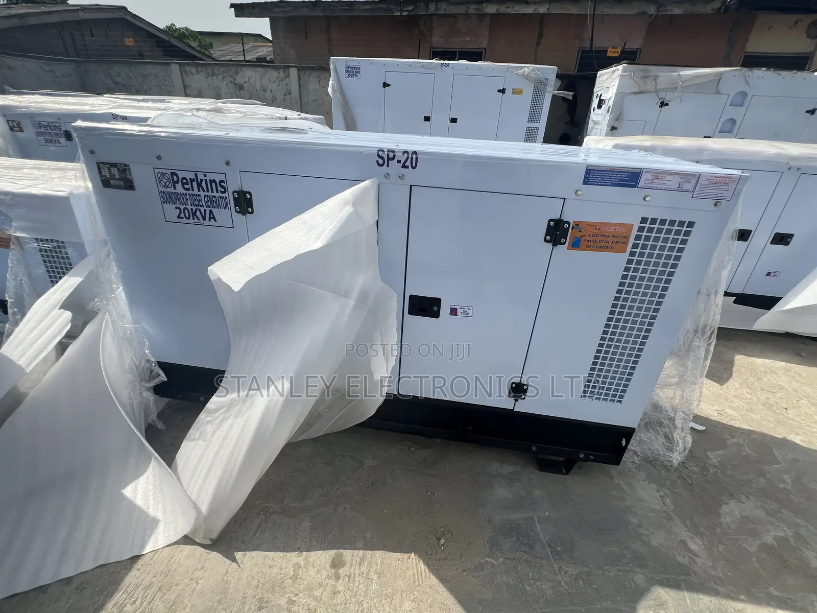 Super Silent of 20kva Perkins Soundproof Generator Diesel