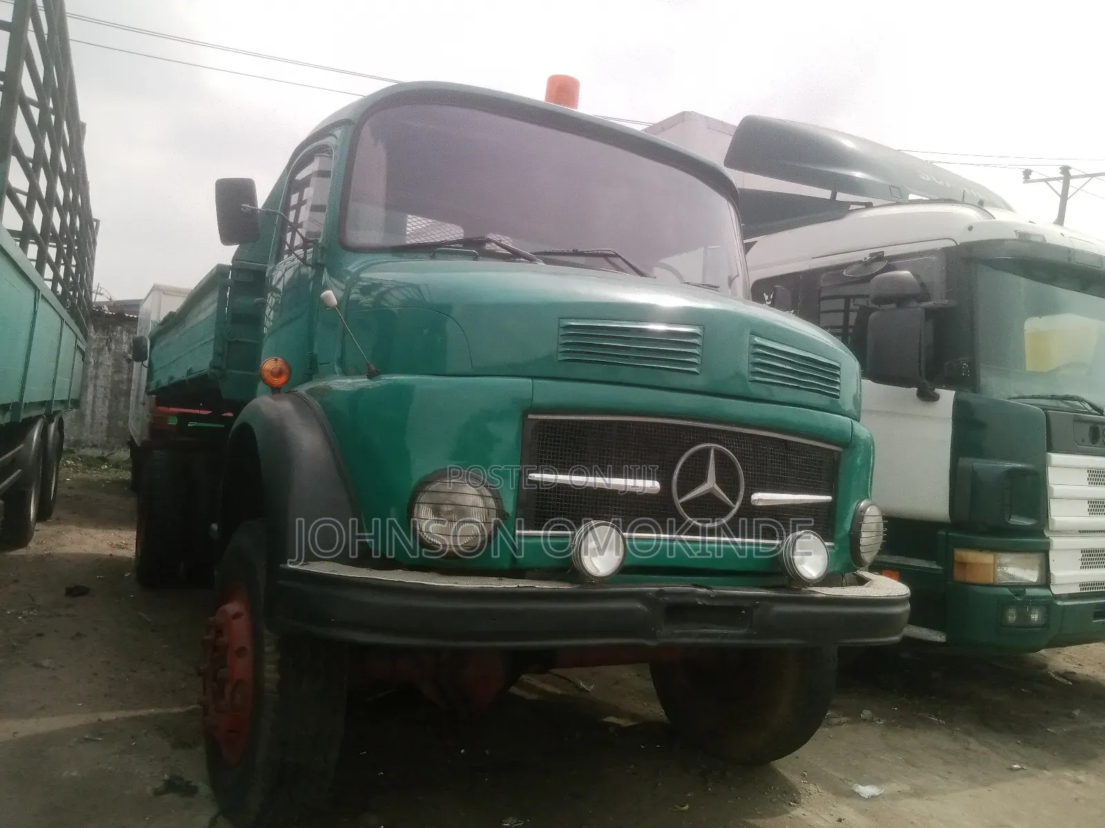 Mercedes Benz Tipper