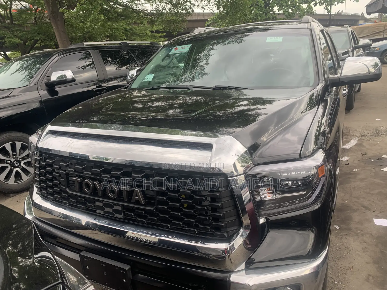 Toyota Sequoia Platinum 4dr SUV 4WD (5.7L 8cyl 6A) 2015 Black